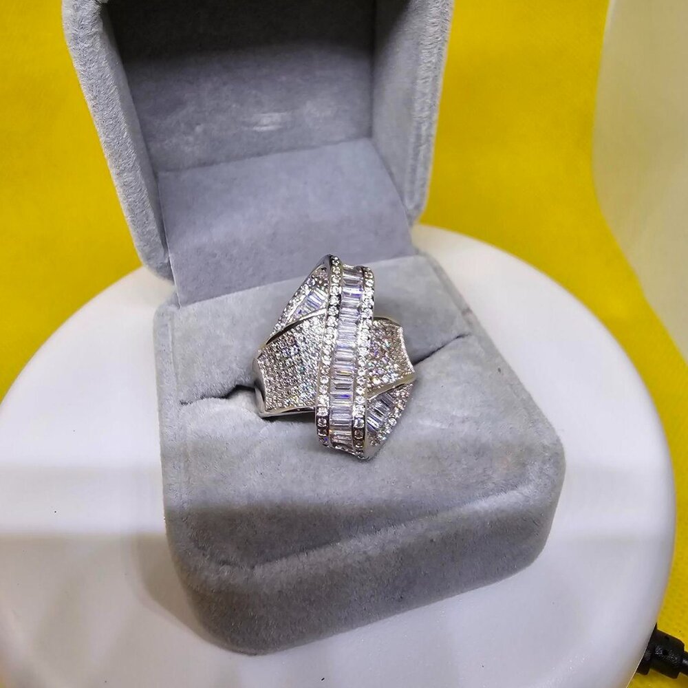 Laverna Dramatic Baguette Ring - image 3